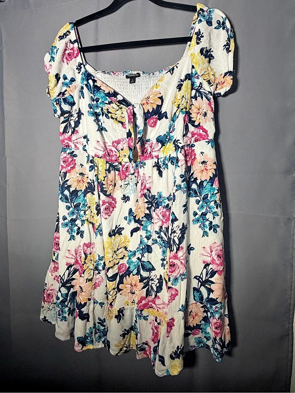 Floral Mini Dress in white & floral details